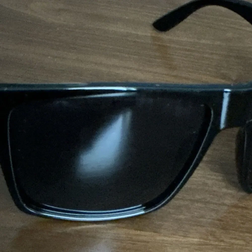 LYZOIT Sunglasses Black Frame/Black  L9208 size 57-17 great condition